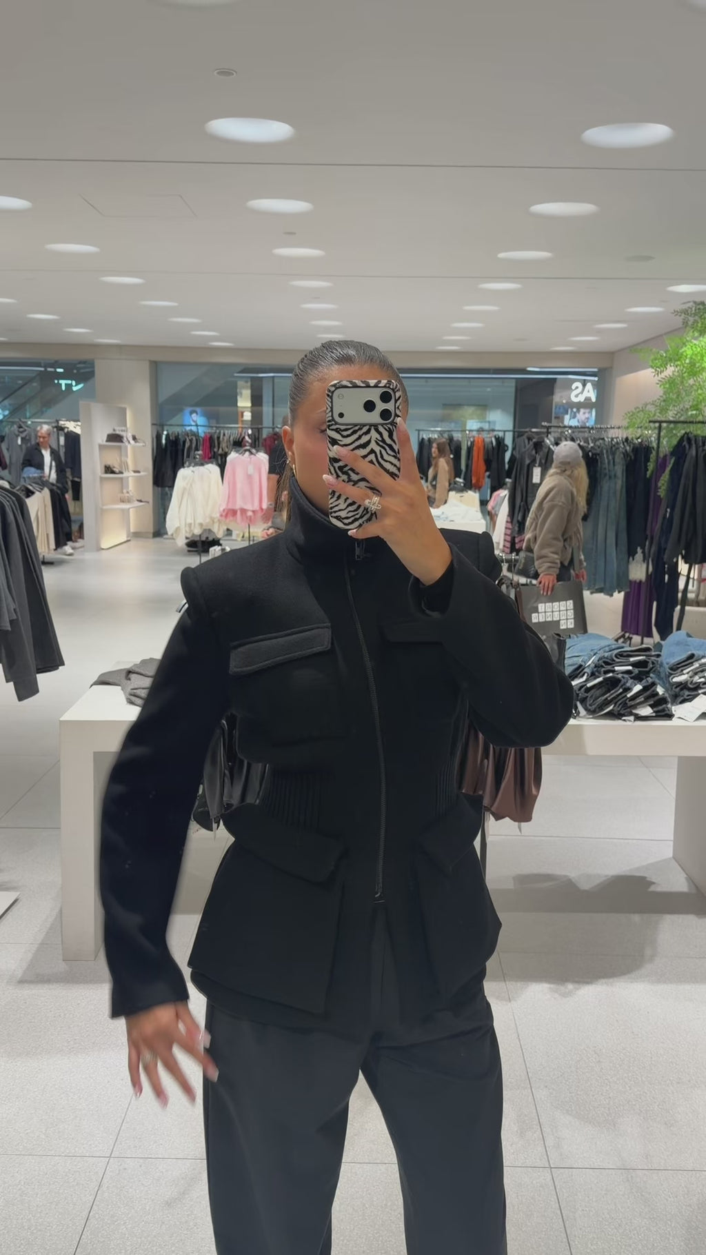 black-double-breasted-blazer-coat-structured-shoulder-wool-jacket